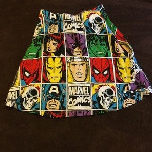Circle skater skirt marvel comics xs
